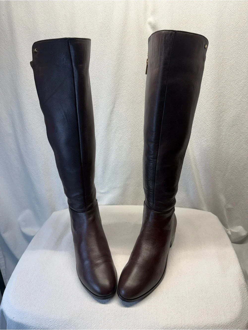 Classic MK OldMoney Vibe Michael Kors Dark Brown Over-the-Knee Chic Leather Boot